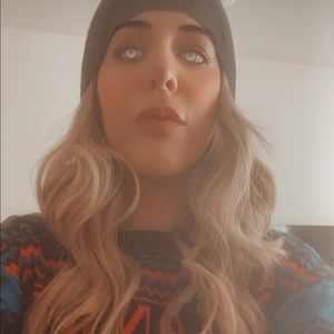 Meet your Posher, Aurora